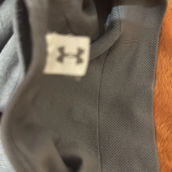 Underarmour sports bra. - Picture 4 of 4